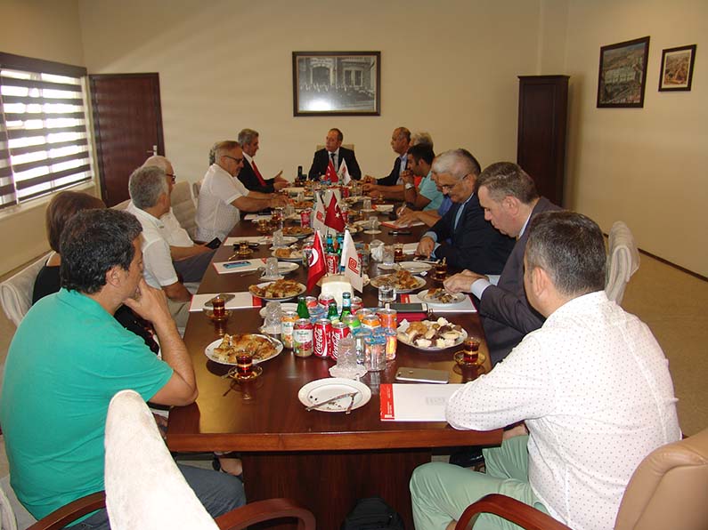 TBMM Başkan Vekili Akif Hamzaçebi Perpa'yı ziyaret etti