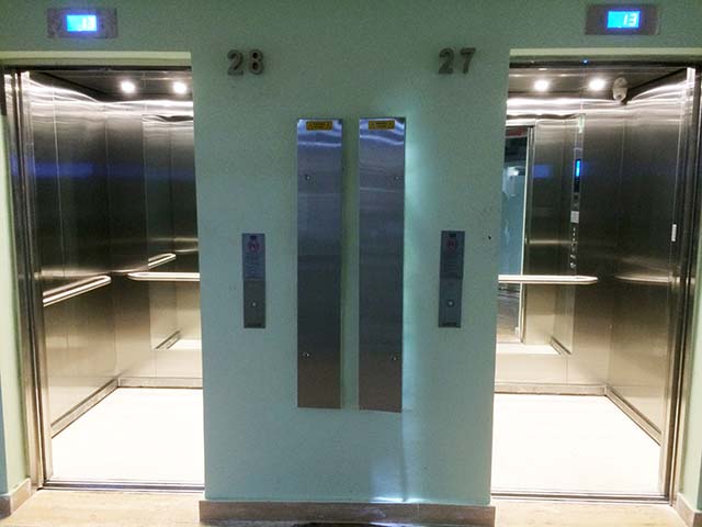 Asansörler Yenilendi