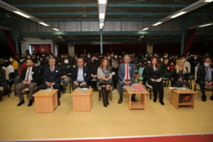 Vergi Haftası sebebiyle Halil Rıfat Paşa Mesleki ve Teknik Anadolu Lisesi tarafından, A Blok Konferans salonunda etkinlik düzenlendi. 