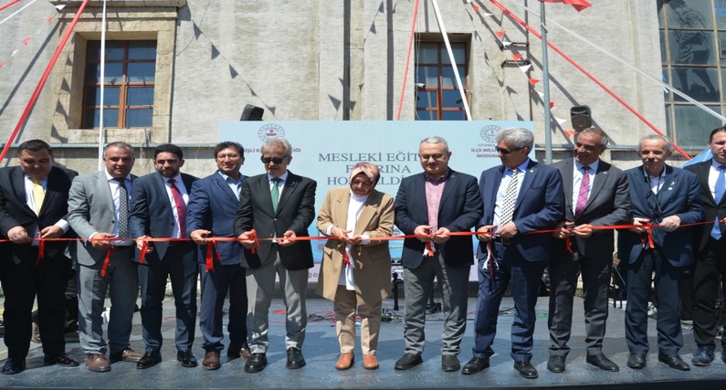 Başkanımız Hasan Sezgin, Mesleki ve Teknik Eğitim Fuarı’na Katıldı.