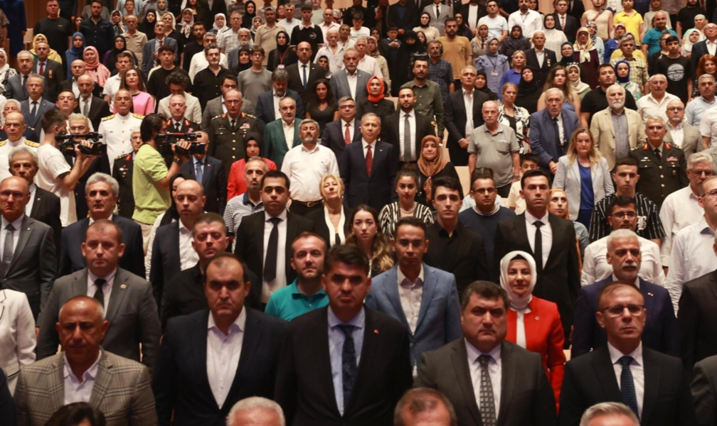 İçişleri Bakanlığının organize ettiği "15 Temmuz Ahmet'im, Mehmet'im, Şehitlerim" Belgeselinin gösterimine katıldık.