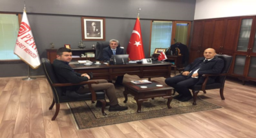 Halil Rıfat Paşa Mesleki ve Teknik Anadolu Lisesi Müdürü Rıfkı Ensar USTA tayini sebebiyle, Yöneticiliğimize veda ziyaretinde bulundu.
