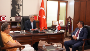 İstanbul Milli Eğitim Müdürü Doç. Dr. Murat Mücahit YENTÜR Yöneticiliğimizi ziyaret etti.